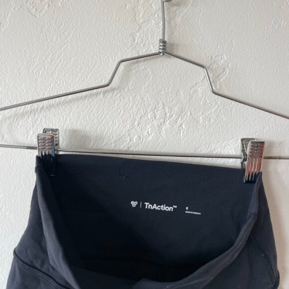 Aritzia TNA Action Black Bike Shorts Size Small - Short Inseam - Picture 3 of 5